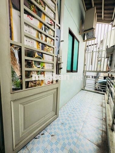 Nhà SHR Vị Trí Đẹp Đường Âu Dương Lân Q8. Giá 2 tỷ 380