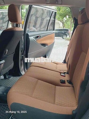 Toyota Innova 2019 2.0E - 100000 km