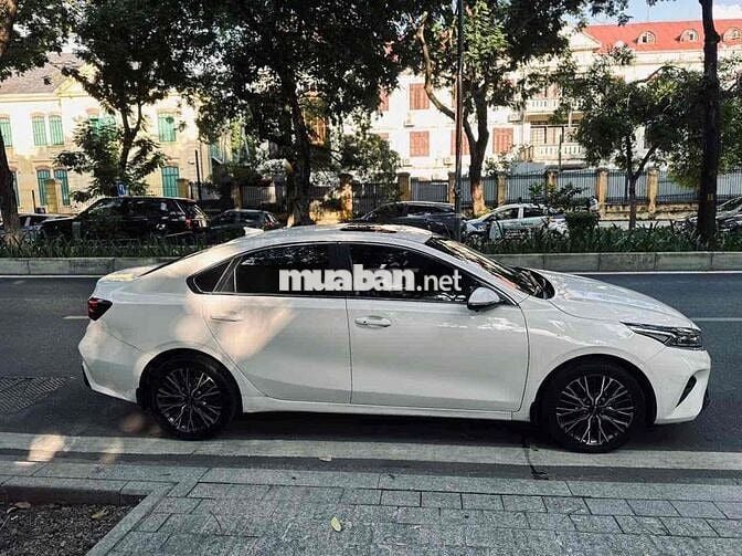 Kia K3 2022 Premium 2.0 AT - 60000 km