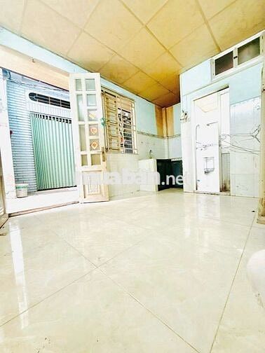 Nhà SHR Vị Trí Đẹp Đường Âu Dương Lân Q8. Giá 2 tỷ 380