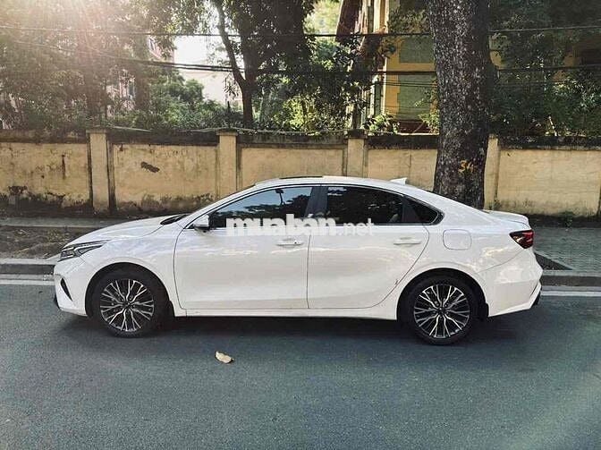 Kia K3 2022 Premium 2.0 AT - 60000 km