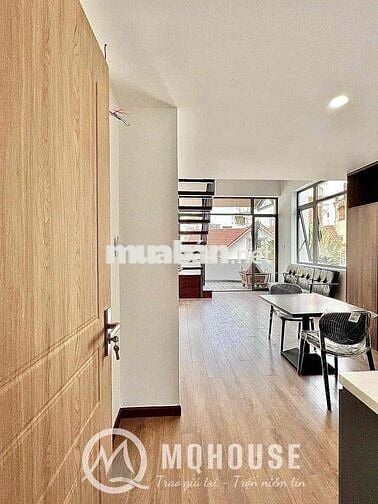 🌻NGAY VÒNG XOAY DÂN CHỦ - DUPLEX CAO 2m - FULL NỘI THẤY
