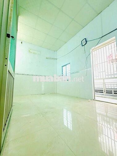 Nhà SHR Vị Trí Đẹp Đường Âu Dương Lân Q8. Giá 2 tỷ 380