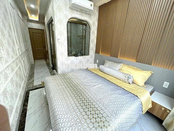 HẺM Ô TÔ NGUYỄN THÁI SƠN, 57m, NHÀ 5 TẦNG SIÊU ĐẸP, TẶNG HẾT NỘI THẤT.