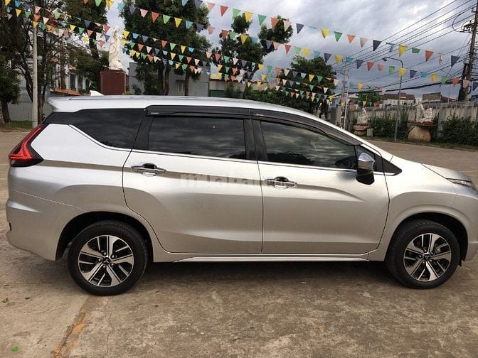 Cho thuê xe du lịch 07 chỗ nhãn hiệu Mítubishi Xpander đời 2019