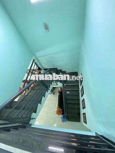 Cần Bán Nhà Đường 8m - 4m x 26m - Giá 7 Tỷ