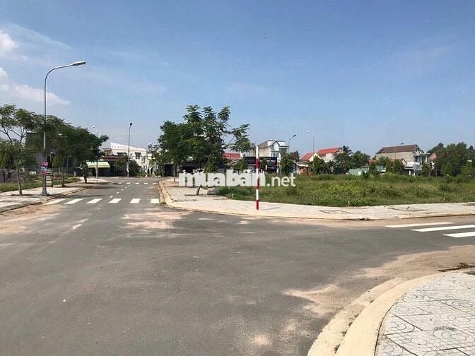 CHÍNH CHỦ CẦN BÁN GẤP 3 LÔ ĐẤT MẶT TIỀN LIỀN KỀ SÂN BAY LONG THÀNH