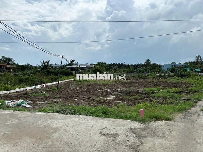 CHÍNH CHỦ BÁN 609M2 ĐẤT THỔ CƯ SẴN SỔ GIÁ *** CẦN ĐƯỚC