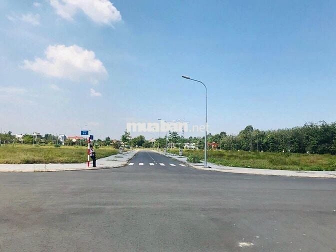 CHÍNH CHỦ CẦN BÁN GẤP 3 LÔ ĐẤT MẶT TIỀN LIỀN KỀ SÂN BAY LONG THÀNH