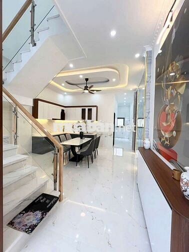 🍀Căn nhà 1trêt 1lầu.Dt 105,6m giá 2tỷ 650 ven tphcm.Mỷ yên Bến lức.LA