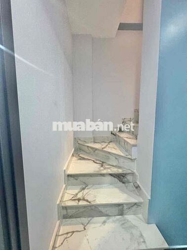 NHÀ MẶT TIỀN ĐƯỜNG 8M QUANG TRUNG - NHÀ MỚI 100% -3PN 2WC GIÁ 12TR