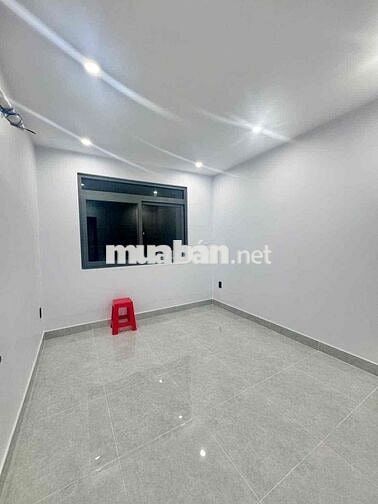 NHÀ MẶT TIỀN ĐƯỜNG 8M QUANG TRUNG - NHÀ MỚI 100% -3PN 2WC GIÁ 12TR