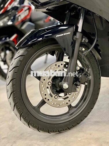 Air Blade 125 2025 chính chủ 2.400 km như xe hãng
