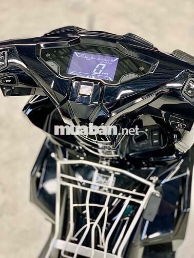 Air Blade 125 2025 chính chủ 2.400 km như xe hãng