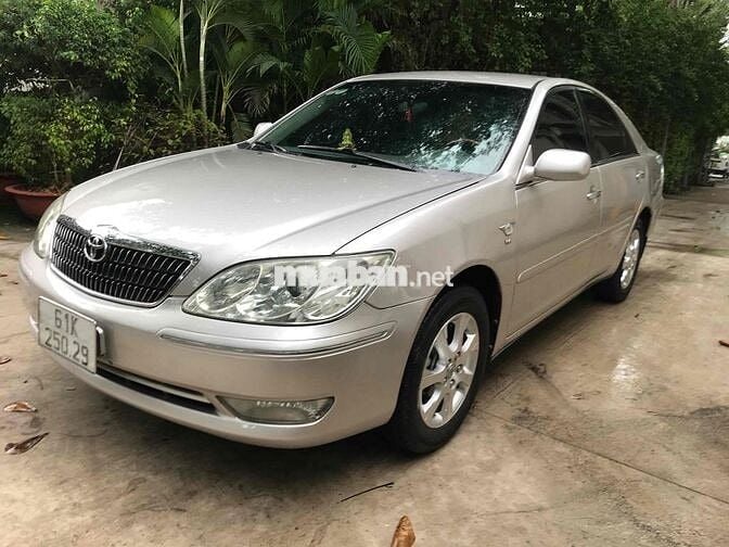 Toyota Cảmy 204 2.4G số sàn