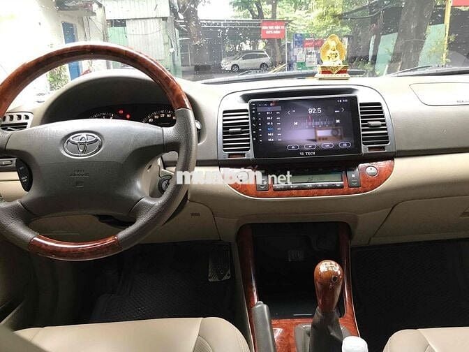Toyota Cảmy 204 2.4G số sàn