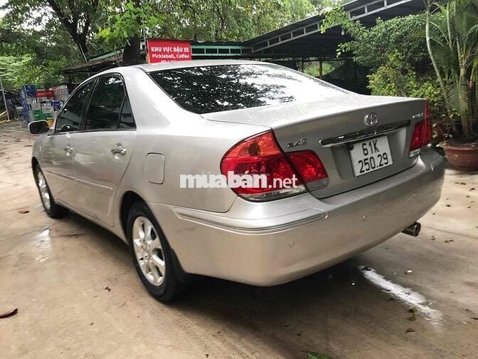 Toyota Cảmy 204 2.4G số sàn