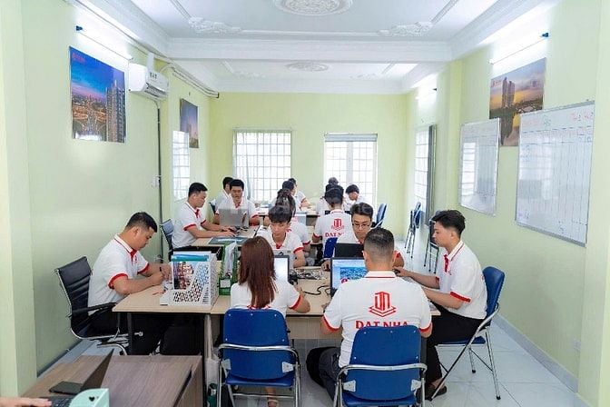 CÔNG TY CỔ PHẦN THƯƠNG MẠI DỊCH VỤ ĐẤT NHÀ