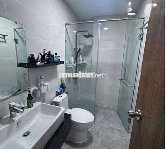 CH cao tầng sát quốc lộ 1k 62m thuận tiện di  chuyển vào trung tâm