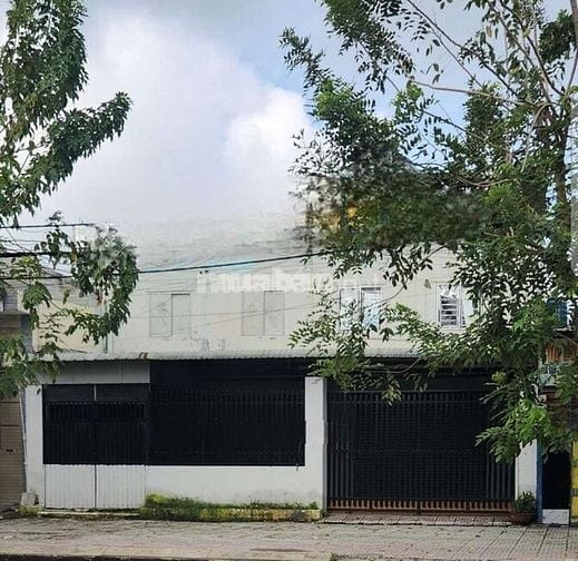 CHO THUÊ KHO 700M2 Thới An, Q12, đường xe container đi 24h, điện 3 ph