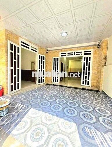 Bán nhà mặt tiền khu phố chiêu liêu Dĩ An