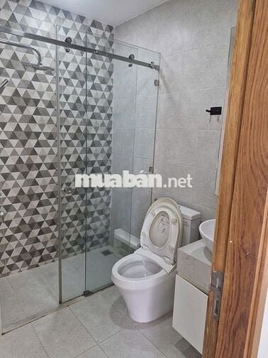 Cho Thuê Penhouse Sky Garden 3, Q7 350m2 3 Phòng Ngủ, Full NT 42 Triệu