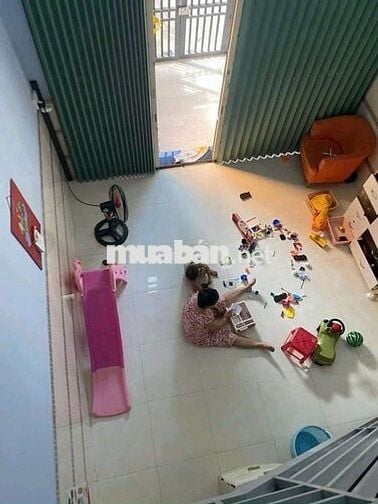 Cho thuê nhà 2 xẹc Nguyễn Văn Quá 3pn2wc