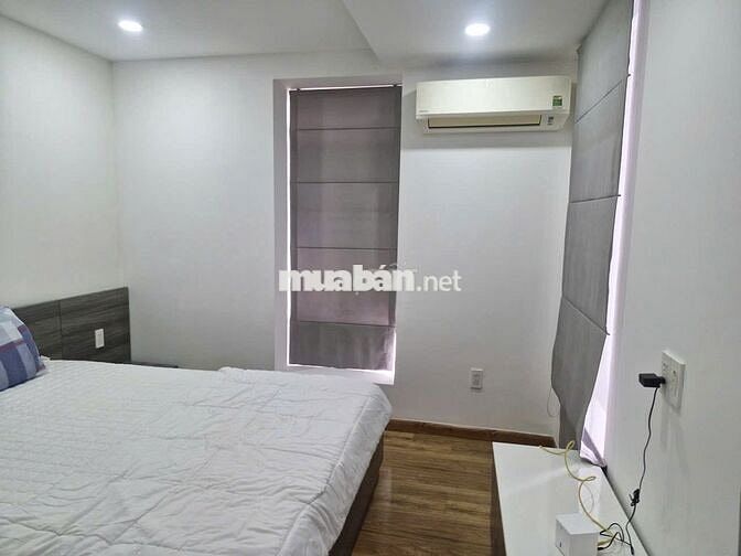 Cho Thuê Penhouse Sky Garden 3, Q7 350m2 3 Phòng Ngủ, Full NT 42 Triệu