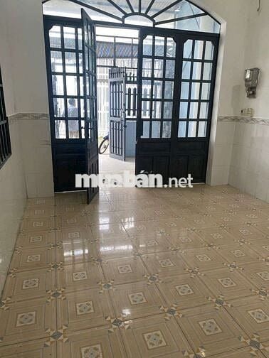 Cần bán nhà 1 trệt 1 gác đỗ ,phường:Bửu Hoà, gần chợ đồn