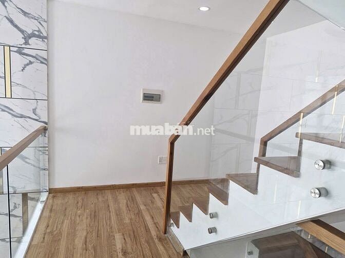 Cho Thuê Penhouse Sky Garden 3, Q7 350m2 3 Phòng Ngủ, Full NT 42 Triệu