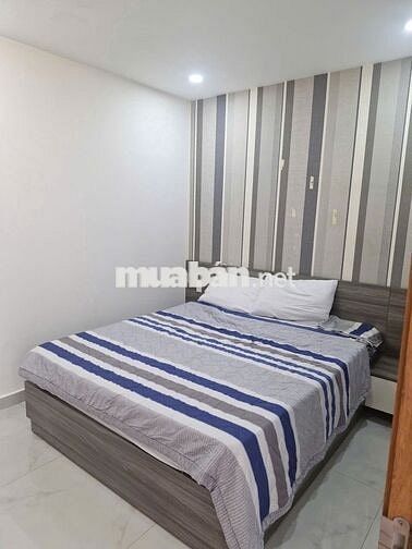 Cho Thuê Penhouse Sky Garden 3, Q7 350m2 3 Phòng Ngủ, Full NT 42 Triệu