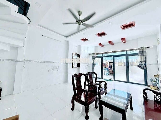BÁN NHÀ ĐẸP GIÁ TỐT TÂN CHÁNH HIỆP QUẬN 12 - 2 TẦNG 4M X 13M - 3 tỷ8