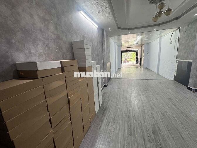 Mặt bằng 125m2 mặt tiền Trần Xuân Soạn, Tân Hưng, Quận 7