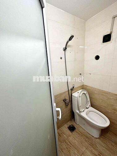 PHÒNG CÓ GÁC BAN CÔNG bao mát sát bên KCX Tân Thuận - máy giặt riêng