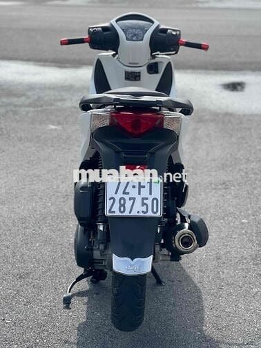 Bán xe Shvn 150 2015 khoá Smarkey màu trắng xe zin
