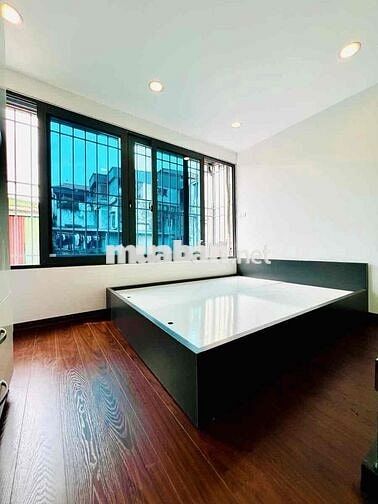 Bán nhà tập thể 75 m2 sổ đỏ phố Thọ Lão gần hồ Hai Bà 2 ngủ 2 thoáng Bán nhà tập thể 75 m2 sổ đỏ phố Thọ Lão gần hồ Hai Bà 2 ngủ 2 thoáng