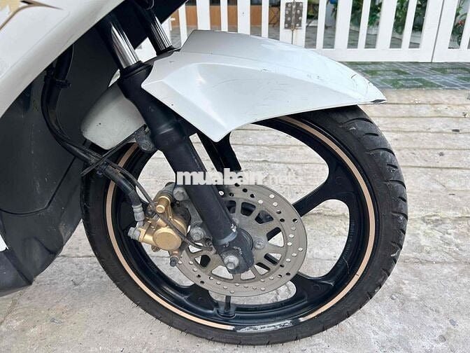 Yamaha No5 fi máy zin êm