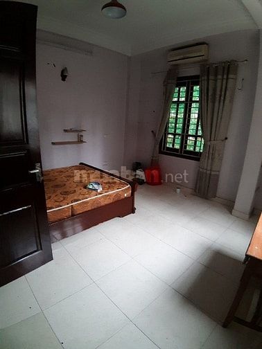 Cho thuê căn nhà riêng ngõ 28 Võ Chí Công, DT 70m2 x 3 tầng riêng biệt