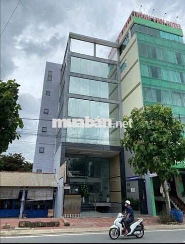 Tòa Nhà Hồng Hà, P2, Q.Tân Bình mới đẹp Khu Sân Bay