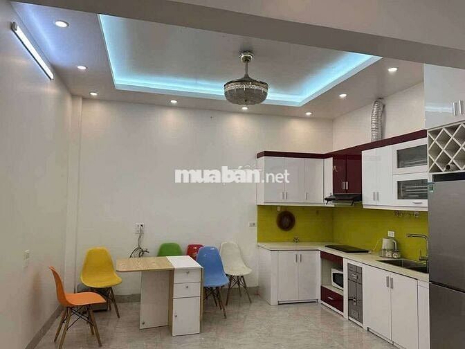 Cho Thuê Nhà Ngọc Thụy Long Biên 55m 3 Ngủ Ô TÔ Để Miễn Phí Giá 13 Tri
