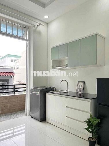Phòng mới. Đầy đủ nội thất như hình. Chính chủ. Ngày ETown Cộng Hoà