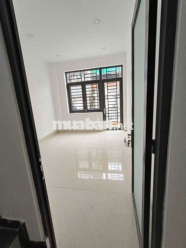 Nhà cho thuê Kinh Dương Vương, BT (3PN 3WC) nhà mới y hình, vô ở ngay