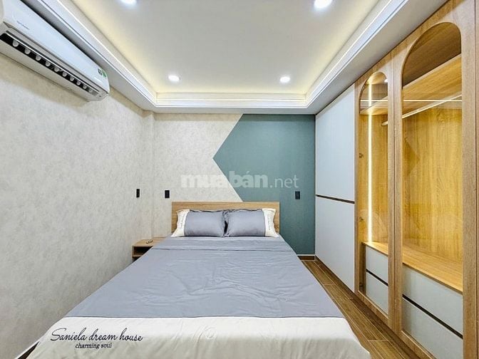 CHÍNH CHỦ BÁN NHÀ ĐẸP MỚI XÂY ĐÚC 3 LẦU HẺM ĐẸP KHU TRUNG TÂM