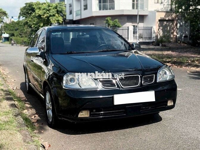 Bán xe 5 chỗ lasenti đời 2004,xe đẹp