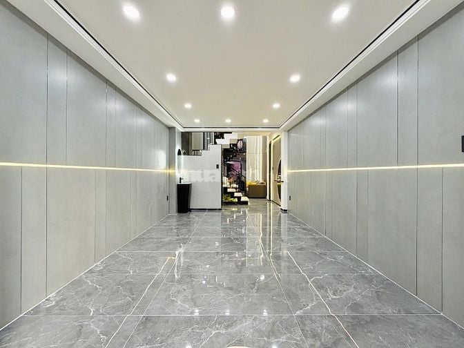 CHÍNH CHỦ BÁN NHÀ ĐẸP MỚI XÂY ĐÚC 3 LẦU HẺM ĐẸP KHU TRUNG TÂM