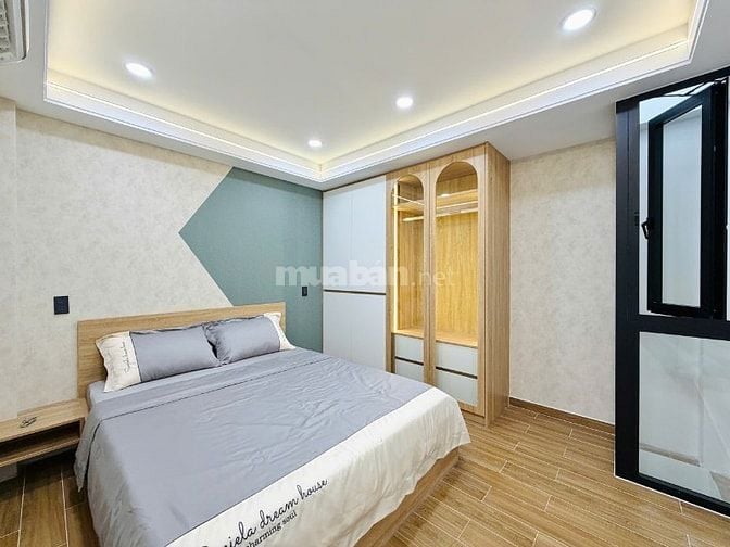 CHÍNH CHỦ BÁN NHÀ ĐẸP MỚI XÂY ĐÚC 3 LẦU HẺM ĐẸP KHU TRUNG TÂM