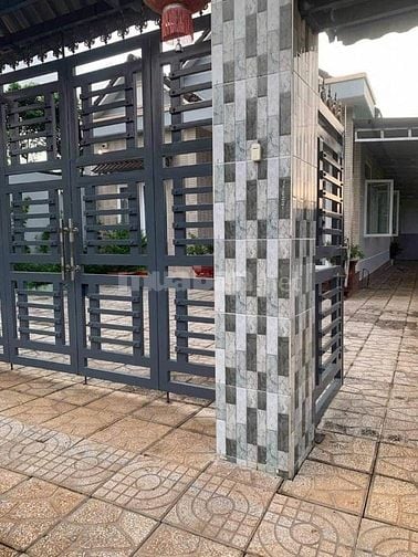 Khách sạn mặt tiền khu Sông Thao, thu nhập 30tr/1th, 3,5 tỷ