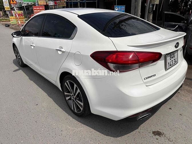 Kia Cerato 2018 1.6 SMT - 82000 km
