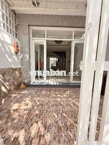 Nhà 1 Trệt 3 Lầu 4PN 4x18m Mặt Tiền Đường Số Phường Tân Phong