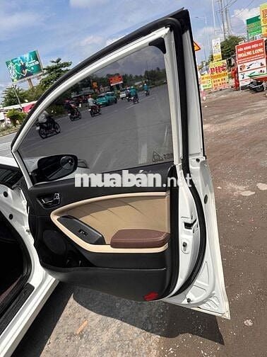 Kia Cerato 2018 1.6 SMT - 82000 km